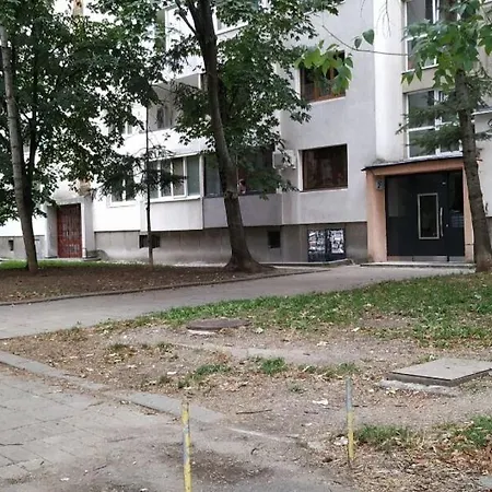 Apartamento Newly Renovated 2 Bedroom In